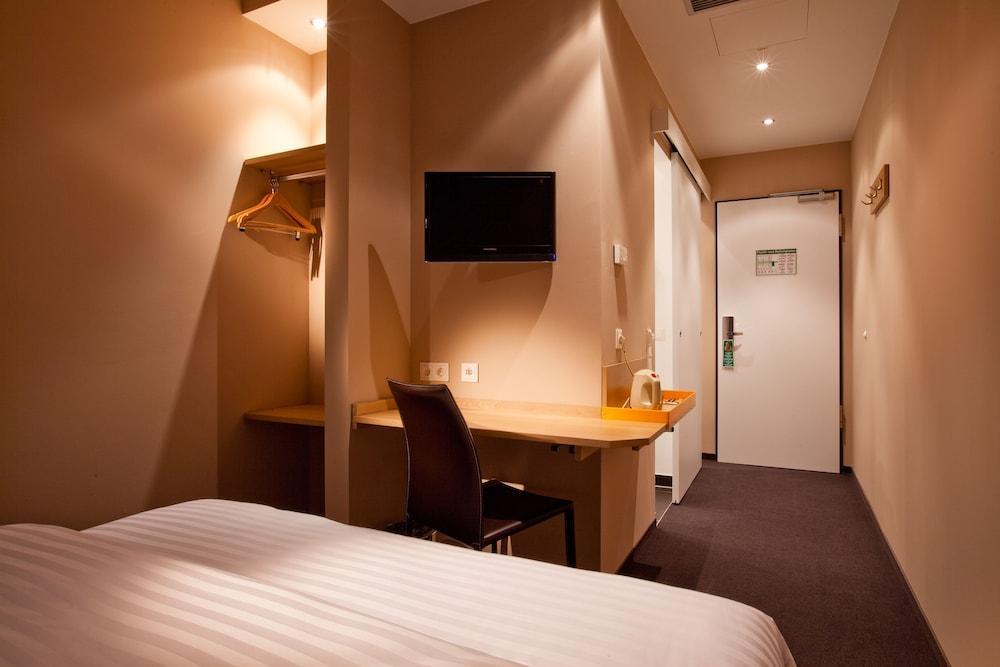 Hotel München-moosach 3*